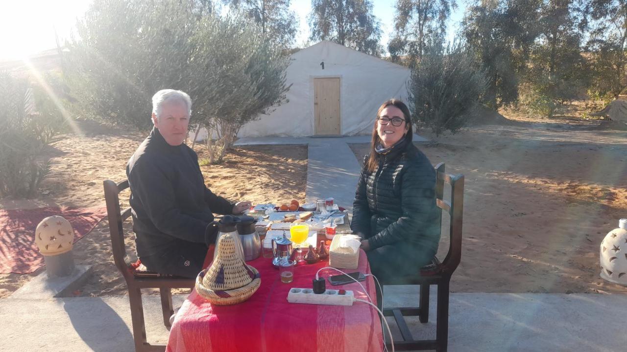 Luxury Trek Desert Camp Merzouga Eksteriør billede