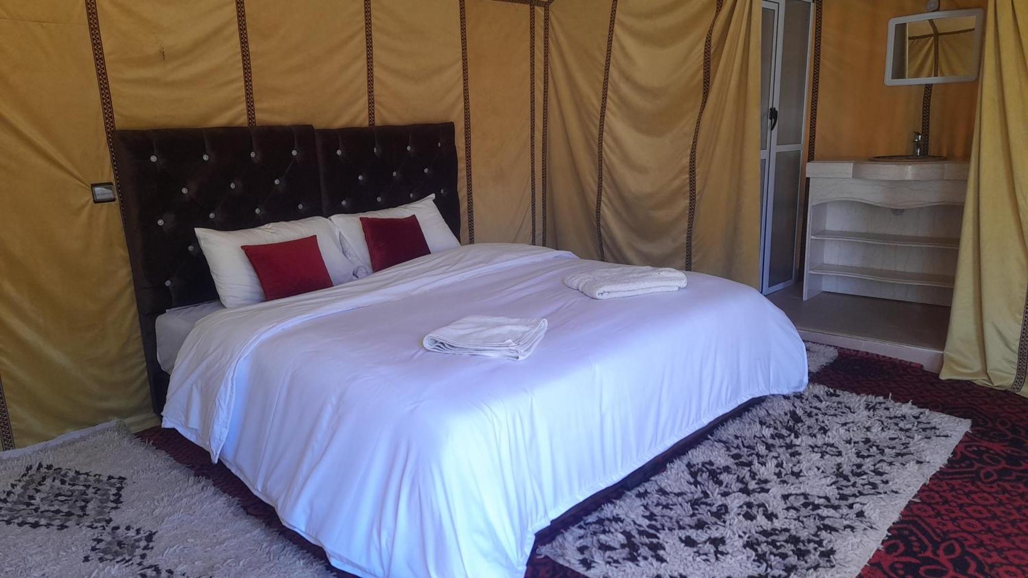 Luxury Trek Desert Camp Merzouga Eksteriør billede